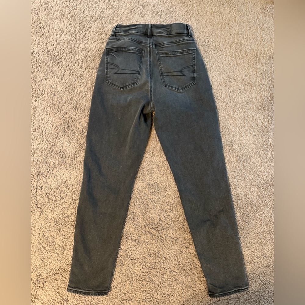 American Eagle Outfitters Curvy Mom Jeans Size 0 Short